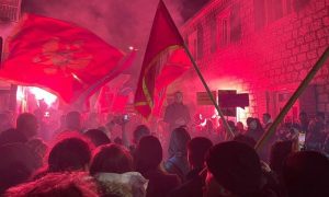 Bečić na protestu u Herceg Novom: Na putu smo iskrenosti, pravde i slobode