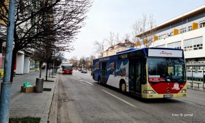 Danas dva puta zaustavljaju saobraćaj: Prevoznici se ne smiruju