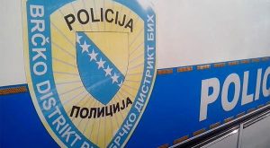 Izvršeno devet pretresa na tri lokacije: U akciji “Dama” slobode lišena dva policajca