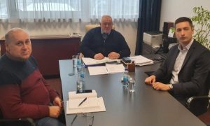Ilić na sastanku sa Čordašem: Riješeno stambeno pitanje za 50 porodica sa statusom izbjeglih i raseljenih lica
