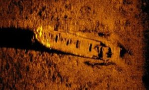 Na dnu jezera otkrivena nevjerovatno očuvana olupina broda starog 130 godina FOTO