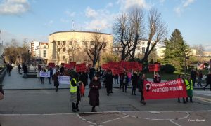 Osmomartovski marš u Banjaluci: “Neću otkaz kada zatrudnim” FOTO