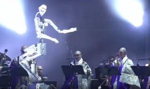 Koliko precizno robot android može da diriguje orkestrom VIDEO