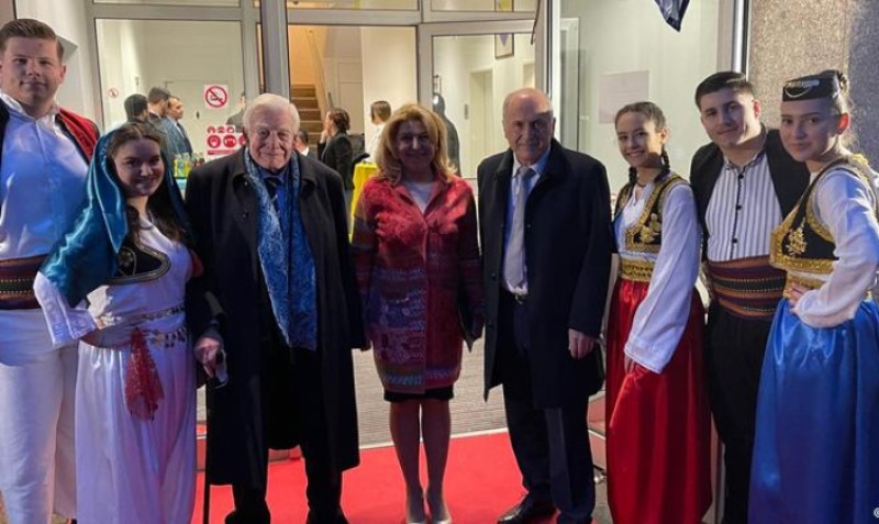 Apel bivših visokih predstavnika: Da se BiH “brzo i nebirokratski” primi u EU
