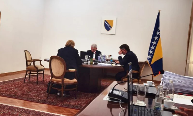 Turkovićeva došla – Dodik otišao: Srpski član Predsjedništva BiH napustio sjednicu zbog ministarke