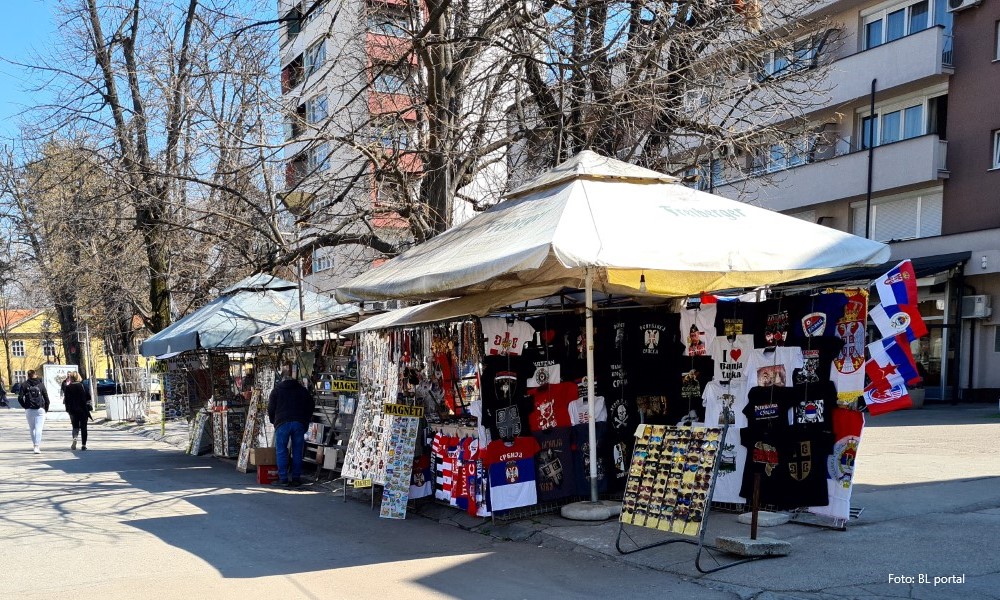 Novi štandovi za ulične prodavce: Bez gvožđurije i šarenila u strogom centru Banjaluke