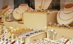 Opljačkana zlatara: Odnesena veća količina zlata