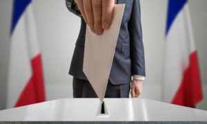 Francuzi biraju novog šefa države: Do podneva glasalo 25,5 odsto birača