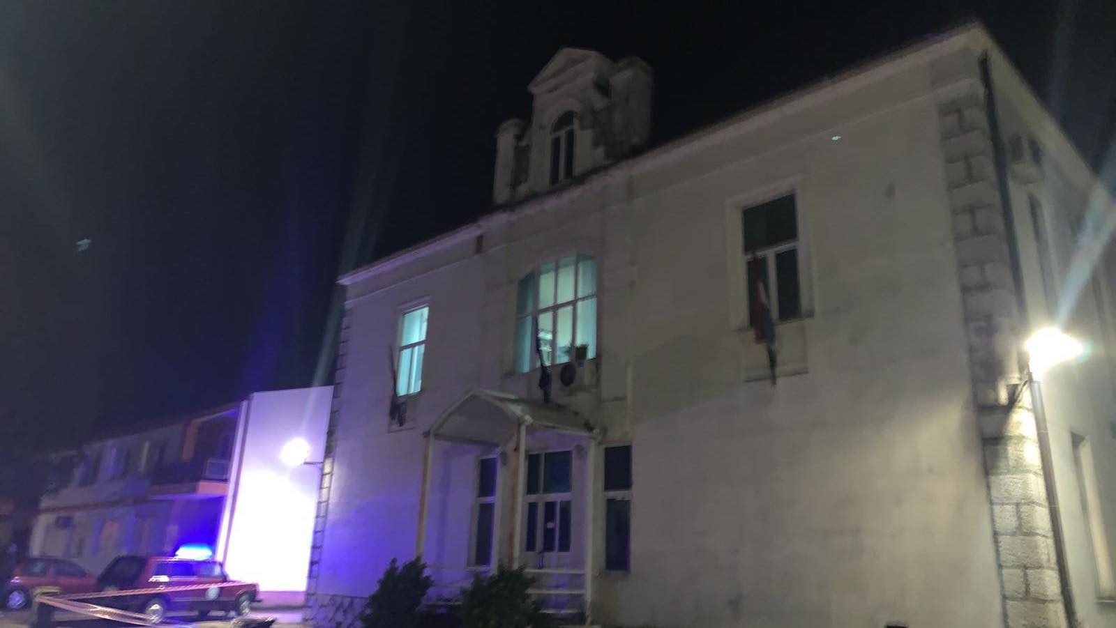 Velika šteta u Ljubinju: Zemljotres uništio kuće i automobile