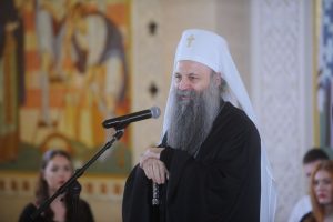 Poruka patrijarha Porfirija: SPC je uvijek za mir i ne dijeli ljude