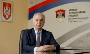 Šarović o potezima Vlade Srpske: Nove institucije za stara partijska zapošljavanja