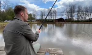 Stanivuković se pohvalio ulovom na pecanju: K'o Žika Pavlović sam VIDEO