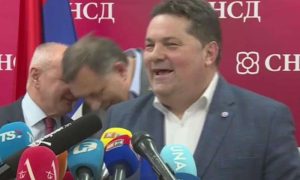 Lapsusi vladajućih: Stevandić zamijenio predsjednicu, Dodik opoziciju VIDEO
