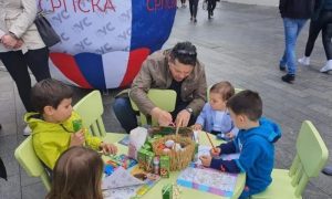 Podjela vaskršnjih jaja: Ujedinjena Srpska obradovala mališane u Banjaluci FOTO