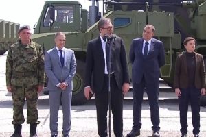 Vučić ponosan na Vojsku Srbije: Najavljeno jačanje lovačke bombarderske avijacije