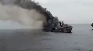 Ukrajinci objavili snimak: Tvrde da je na njemu ruski brod “Moskva” pred potonuće VIDEO