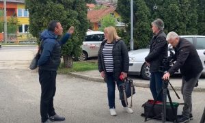 Dragičević napravio incident ispred Suda BiH: Napao ekipu RTRS-a i nazvao ih zločincima VIDEO