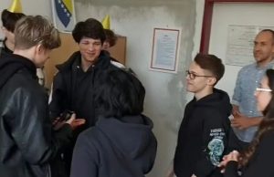Danis Tanović objavio emotivan snimak: Orhan se vratio u školu nakon 67 dana