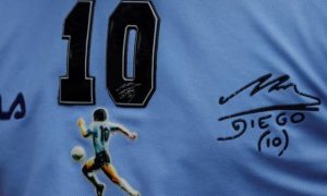 Početna cijena četiri miliona funti: Maradonin dres iz meča protiv Engleske na aukciji FOTO