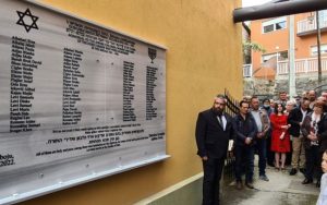 Žrtve fašističkog terora: Otkriven spomen-ploča za 89 stradalih Jevreja u Doboju