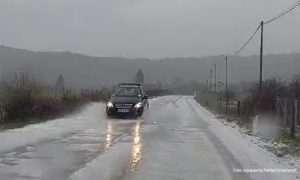 Vozači se našli u problemu: Grad veličine oraha padao kod Banjaluke VIDEO