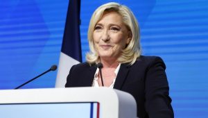 Ukoliko bude izabrana za novog lidera: Le Penova obećala povlačenje iz integrisane komande NATO