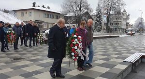 Položeni vijenci na spomenik poginulim borcima: Obilježen Dan oslobođenja Pala u Drugom svjetskom ratu