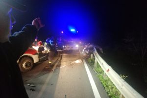 Teška saobraćajna nesreća na Svetom Stefanu: Jedna osoba poginula
