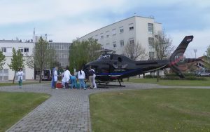 Nakon transporta helikopterom, urađen hitan carski rez: Majka i novorođenče dobro