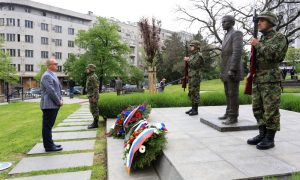 Obilježena godišnjica smrti revolucionara: Položeni vijenci na spomenik Gavrilu Principu