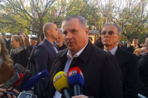Višković: Poruke sa narodnog skupa “Sloboda” obavezuju institucije Srpske