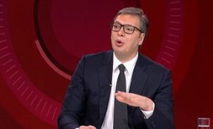 Vučić: Tražićemo od NATO-a objašnjenje o vojnom lovcu pored aviona „Er Srbije“