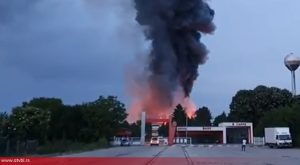 U velikom požaru izgorjela hala u vlasništvu Bobar banke: Sava Semberija bez štete VIDEO