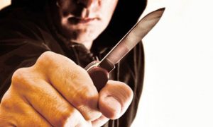 Opljačkana prodavnica: Razbojnik prijetio nožem i oteo novac