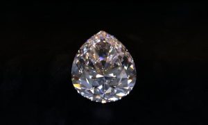 Savršena forma: Na aukciji najveći bijeli dijamant pronađen do sada