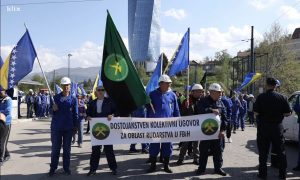 Zahtijevaju veća prava: Rudari iz FBiH u protestnoj šetnji