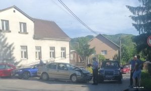 Nezgoda u Banjaluci: Sudar dva auta u centru grada
