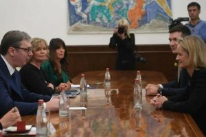 Vučić na sastanku poslanicom EP: Beograd odgovorno i ozbiljno pristupa regionalnoj politici