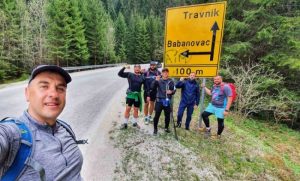 Hodočasnici koji idu na Ostrog stigli do Vlašića: Svaki korak ima svoju simboliku VIDEO