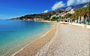 Kažu da nije zbog para: Hrvatsko ljetovalište uvodi naplatu tuširanja na plaži
