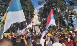 Veličanstvena litija u Nikšiću: Predvodi je patrijarh Porfirije VIDEO