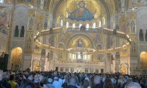 U Hramu Svetog Save počela liturija pomirenja: Služe je patrijarh Porfirije i arhiepiskop Stefan