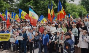 Veliki protesti u Moldaviji: Hiljade ljudi traži ostavku vlade VIDEO