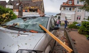 Tornado zahvatio Paderborn: Četrdesetak osoba povrijeđeno u nevremenu