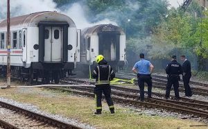 Nema povrijeđnih: Vatrogasci zaustavili širenje vatre na zagrebačkoj glavnoj željezničkoj stanici