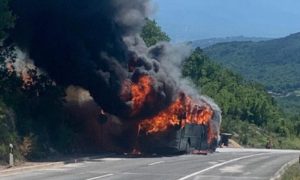 Izgorio autobus u Hrvatskoj: Prevozio učenike iz BiH na ekskurziju