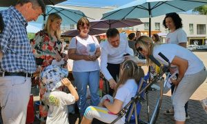 Stiže podrška: Humanitarni bazar za Teodoru koja boluje od cerebralne paralize