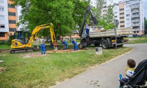 Na radost mališana naselja Obilićevo: Počela rekonstrukcija dječijeg igrališta