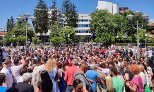 “More” ljudi u centru Banjaluke: Građani i zvaničnici u Spasovdanskoj litiji FOTO