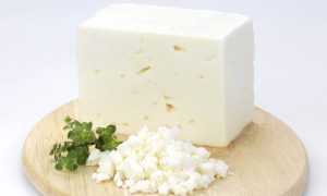 Riješite se neželjnih kilograma: Dijeta sa svježim sirom postala hit na mrežama